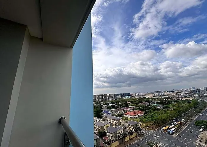 L Condotel Apartment Near Okada Casino Pitx Moa With Pool