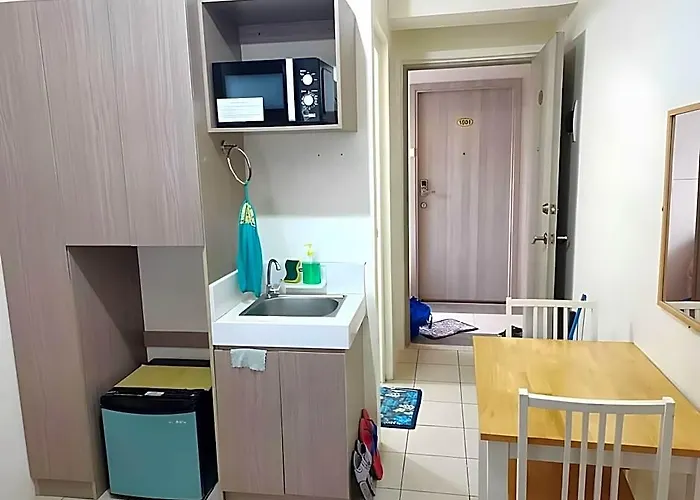 Cozy Getaway In Edsa Shaw