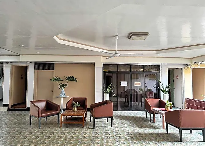 Liza Lodge Budget Hotel
