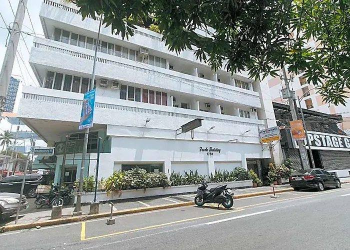 Stay Malate Hostel By Reddoorz