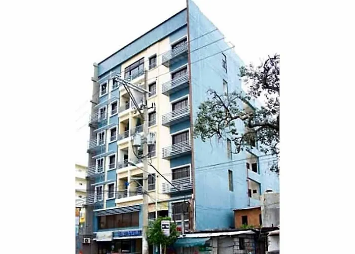 153 Silverio Suites