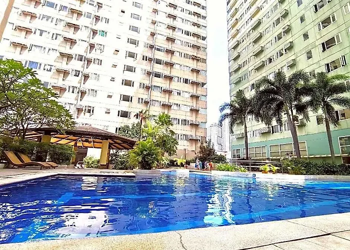 2Br Condotel Ridgewood Near Naia T3, Bgc & Venice