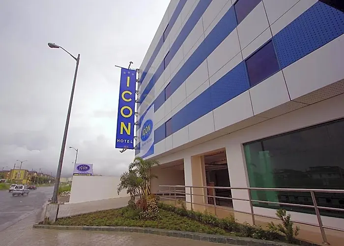 Icon Hotel Macapagal