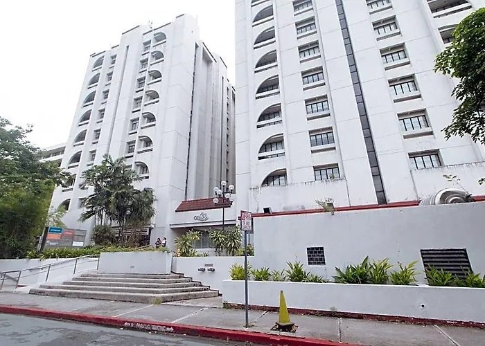 Reddoorz Premium At The Residences Olympia Makati