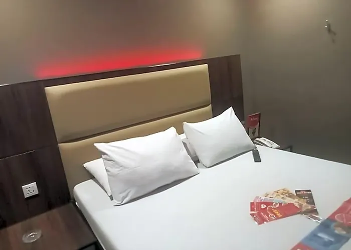 Hotel Sogo Pasay Wood Street