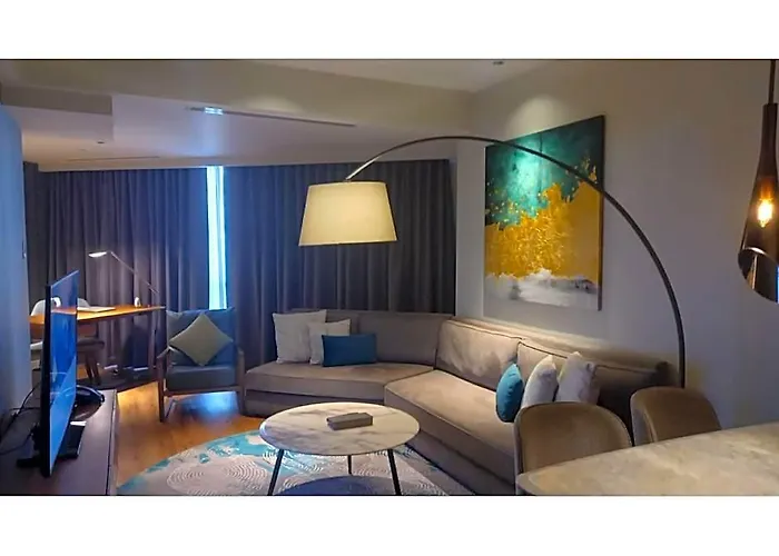 Capital O 950 Ahm Suites At Acqua