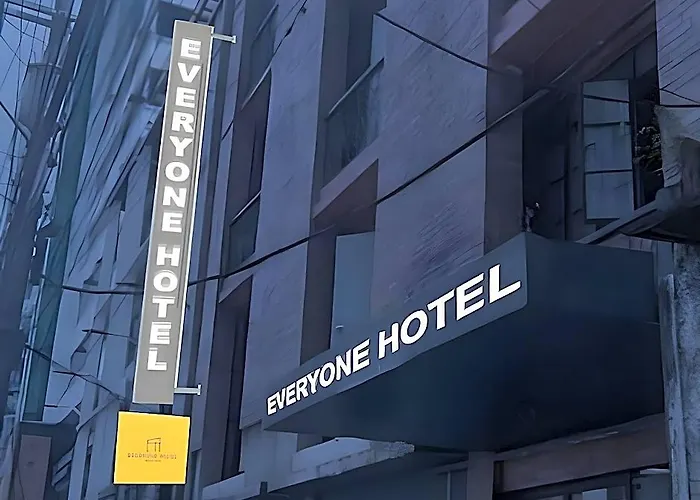 Everyone Hotel