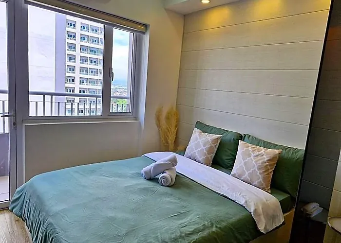 Cozy Retreat Balcony, Netflix, 100 Mbps -Ggrace T1