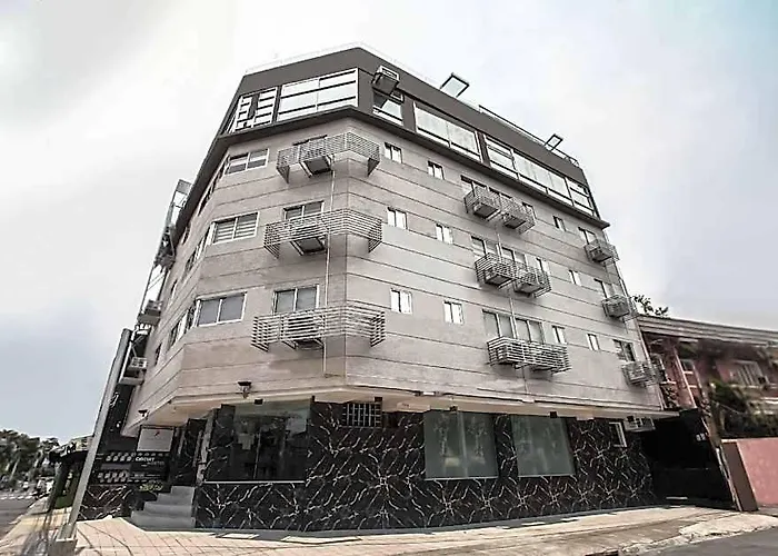 Circuit Hostel Makati
