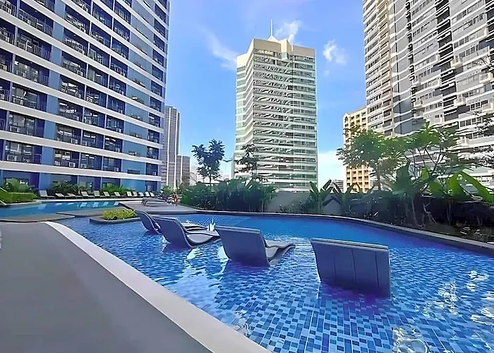 Maru Suite Air 48F; 2Br-4Pax, 2 Double Beds Makati