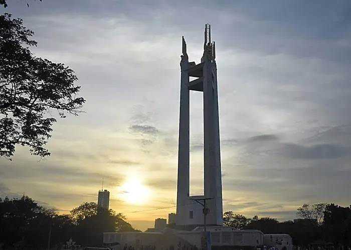 Mae'S Hub At Mplace Towerd Quezon City