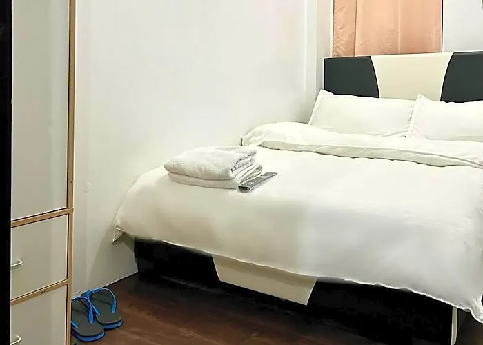Night Stay 8Pm-8Am Ekg Manila House Rental