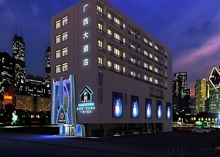 Home Me Hotel