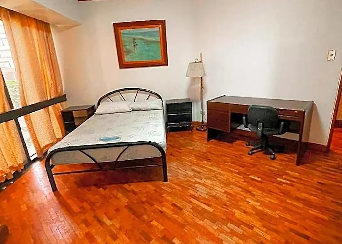 Spacious 3Br Family Condo In Makati City