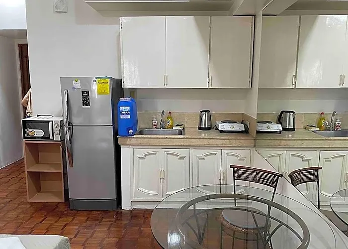 Lovely 1 Bedroom Condo Across Greenbelt 5