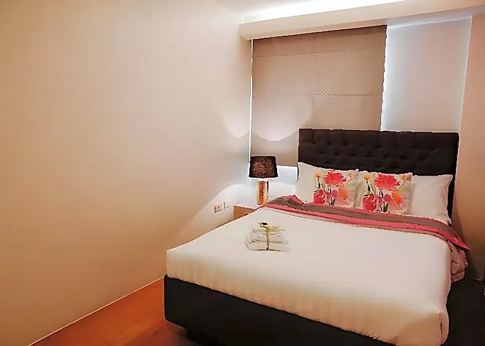 Reddoorz Plus @ La Belle Residences Makati City