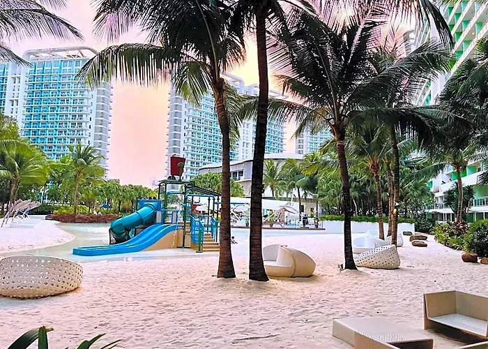 Azure Pool View W/ Netflix & Wifi Boracay Tower