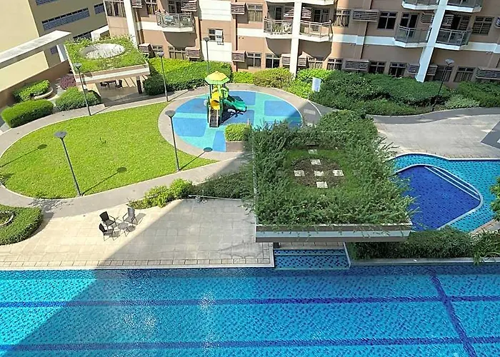 Le 10 The Radiance Manila Bay