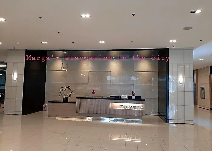 Marga'S Staycation In The City