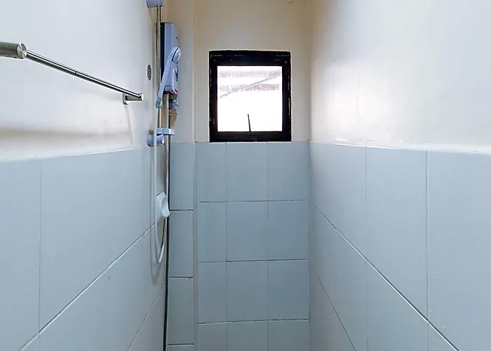 Reddoorz @ Vcat Apartelle Sampaloc Manila