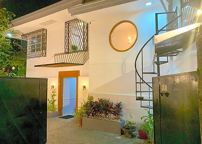 Courtyard Hotel