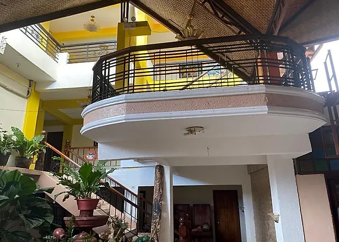 Oyo 1007 5 Senses Hostel