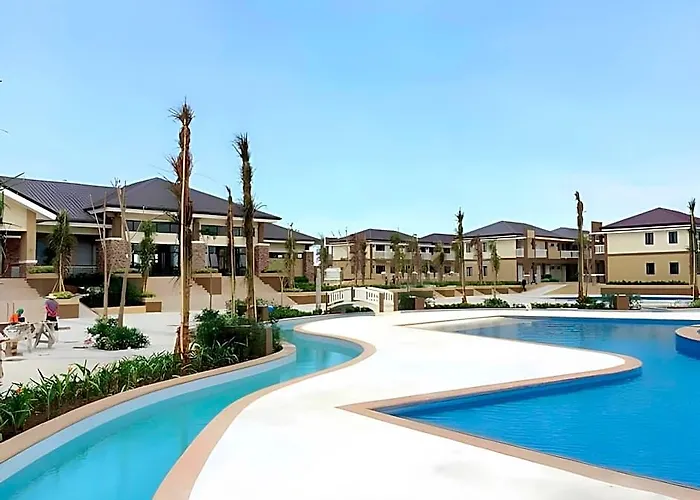 Aquamira Hotel & Resort