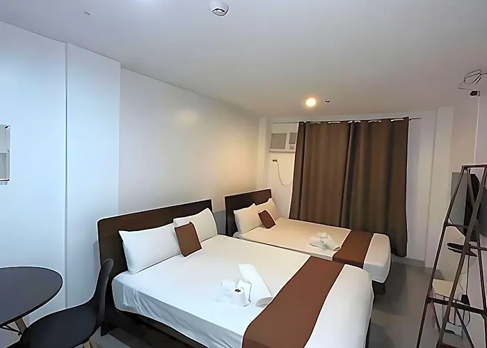 Aden Hotel