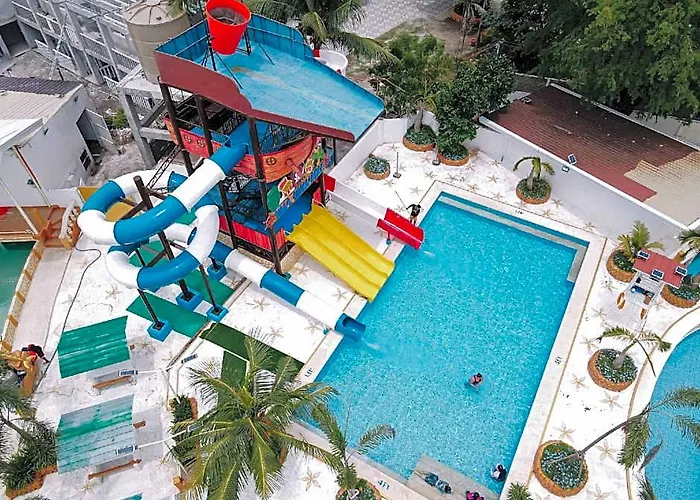 Villa Excellance Beach And Wave Pool Resort