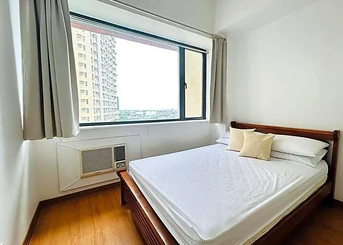 Budget Family Room At Ace Suites Residence Next To The Famous Indoor Water Spa