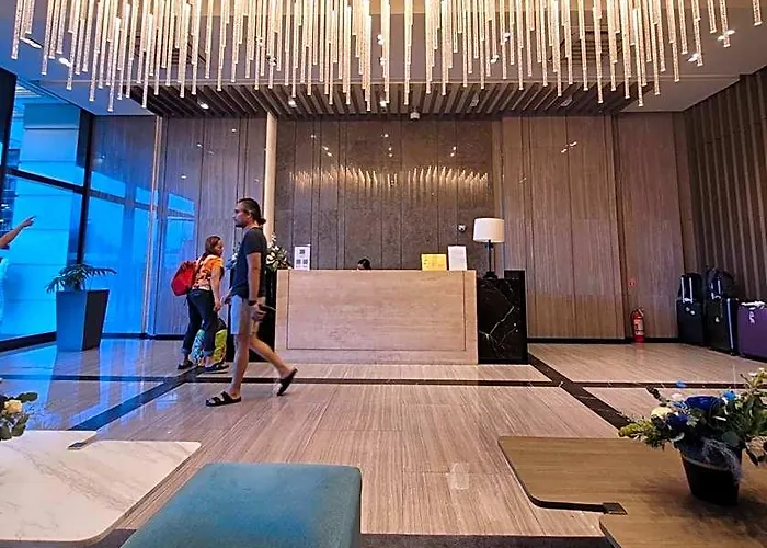 Staycations Up Above 13 At Bgc