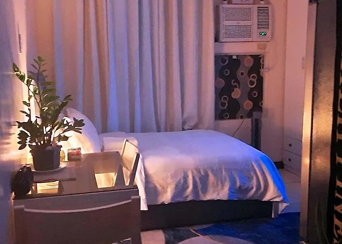 Cozy Corner Haven Near Venice Grand Canal Mall