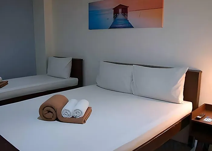 Arzo Hotel Makati