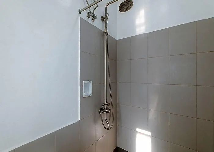 Reddoorz @ Tesoro Apartments Ermita Manila