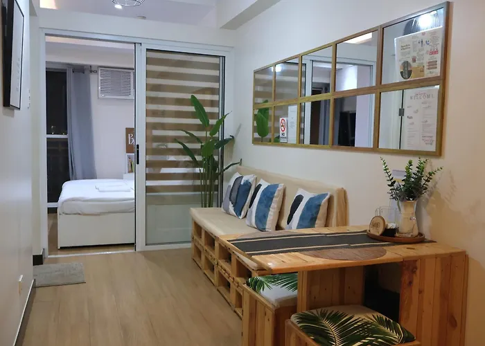1Bedroom Apt At The Celandine Near Ayala Mall Cloverleaf -