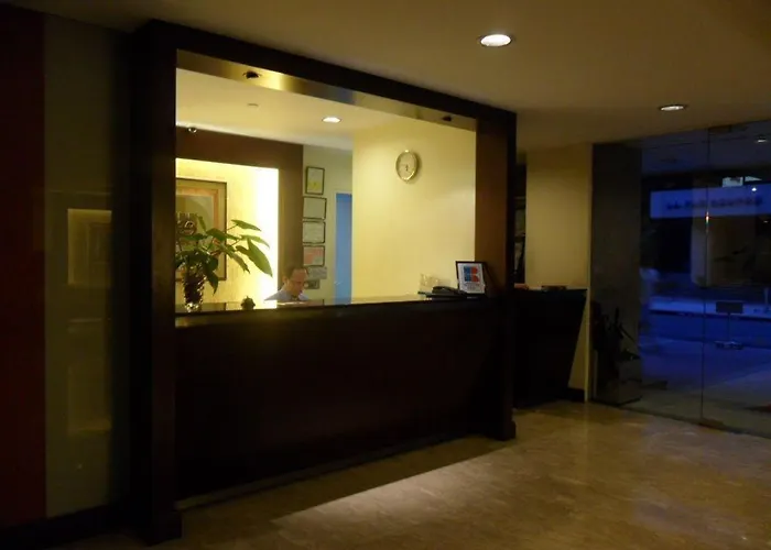 Amorsolo Mansion Hotel