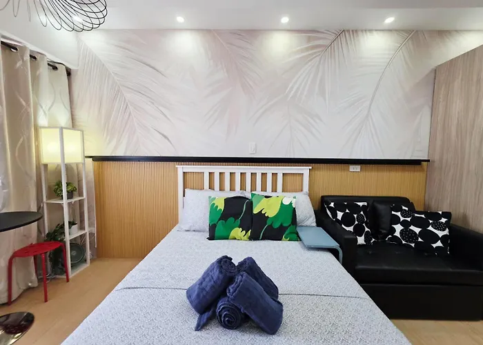 Near Malls Airport Mall Of Asia Condotel