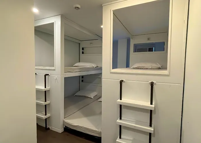 V Saigon Suites By Sms Hospitality