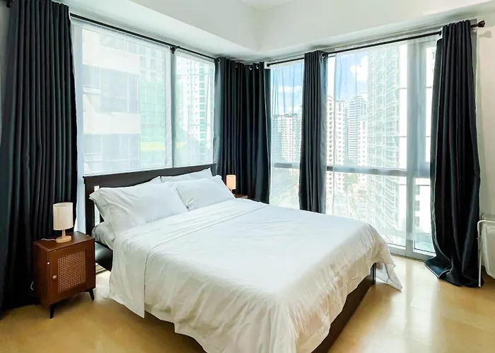 Corner 1Br Unit With City View Avant At The Fort