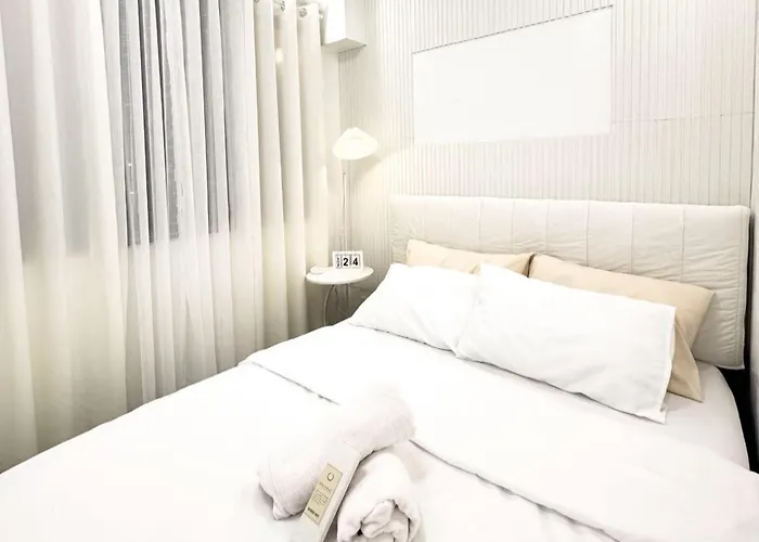 Condo Near Naia Airport With Pool - Beatus Suite