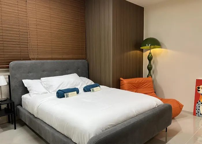 Apartment In City Of Taguig - Near Burgos Circle