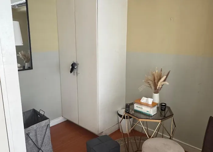 Antoinette'S Cozy Place