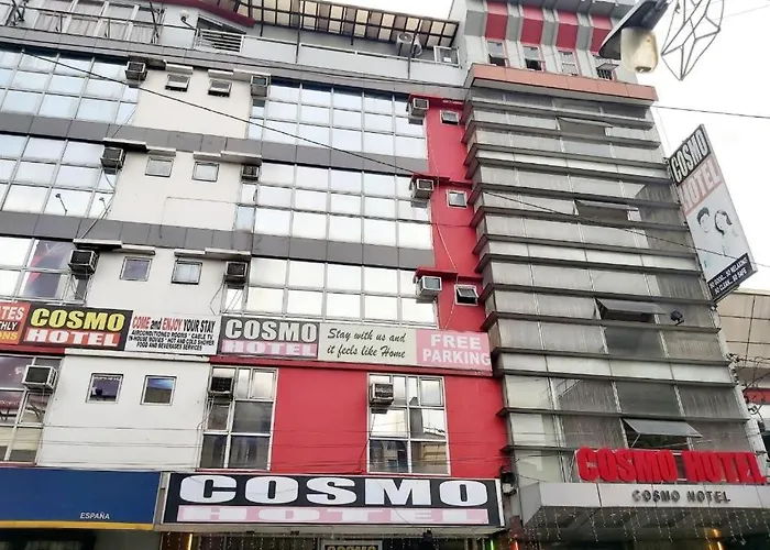 Oyo 924 Cosmo Hotel Espana Near Ust
