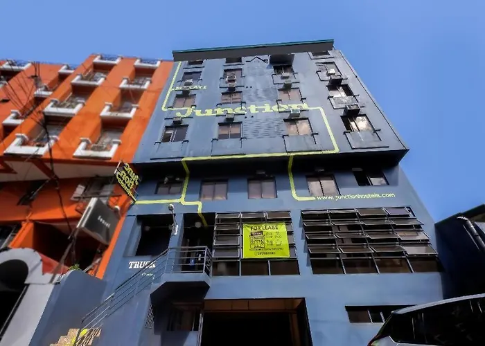 Junction Hostel, Poblacion Makati Avenue, Manila