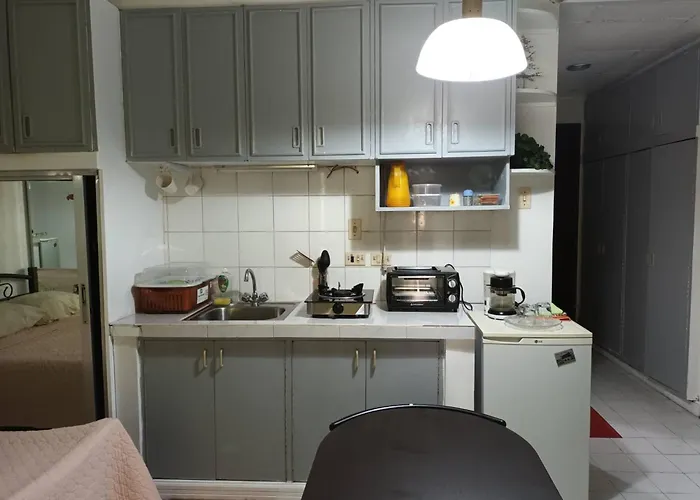 Cheerful Studio In Ermita, Manila