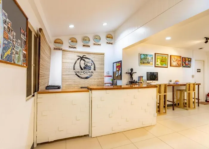 Baybayin Hostel And Co-Live