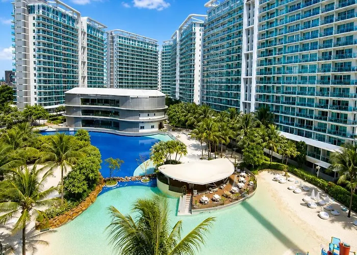 Azure Urban Resort By Casa Suites