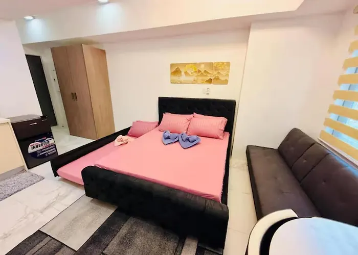 Best Hotel In Eastwood - Eastwood Hotel Suite B - By Fal Premiere