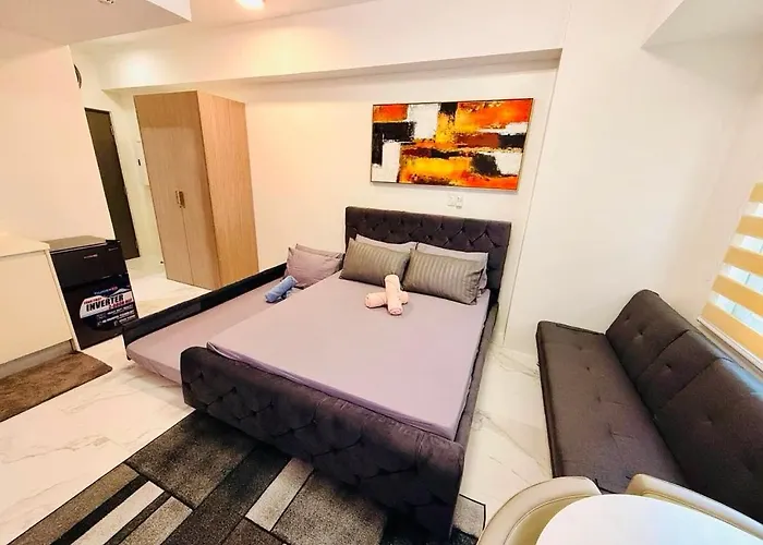 Top Hotel In Eastwood - Eastwood Hotel Suite A - By Fal Premiere