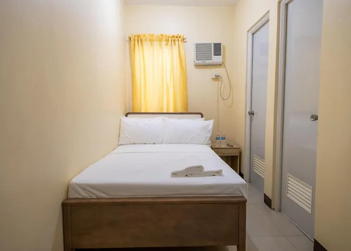 Reddoorz At Perpetual Tanguile Travellers Inn